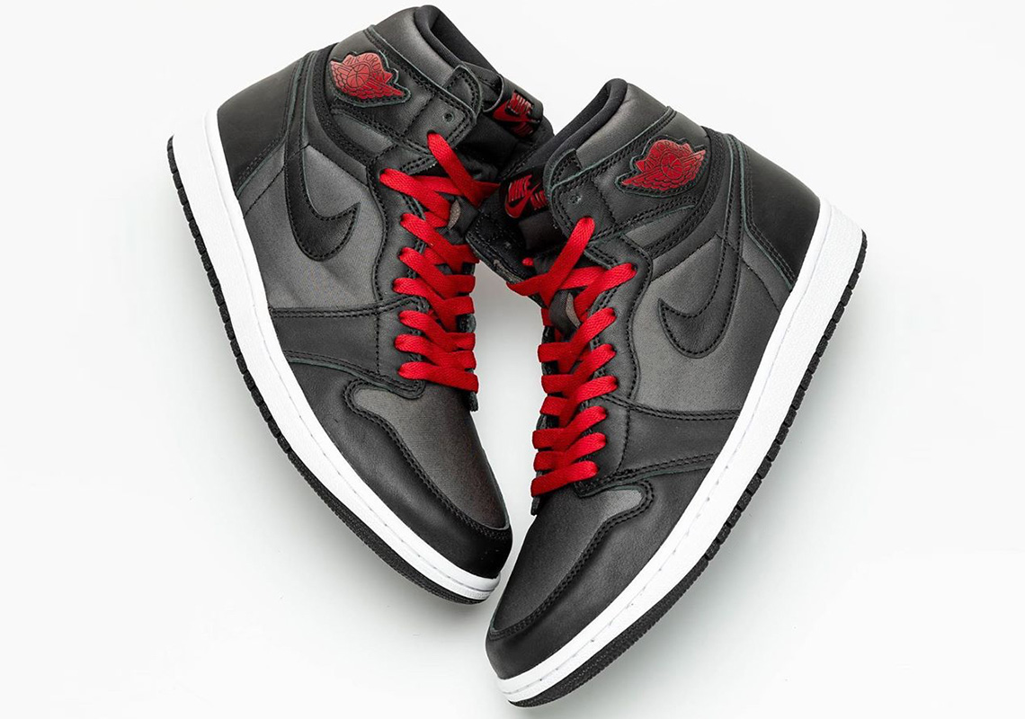 Air Jordan 1 Black Red Satin Release 
