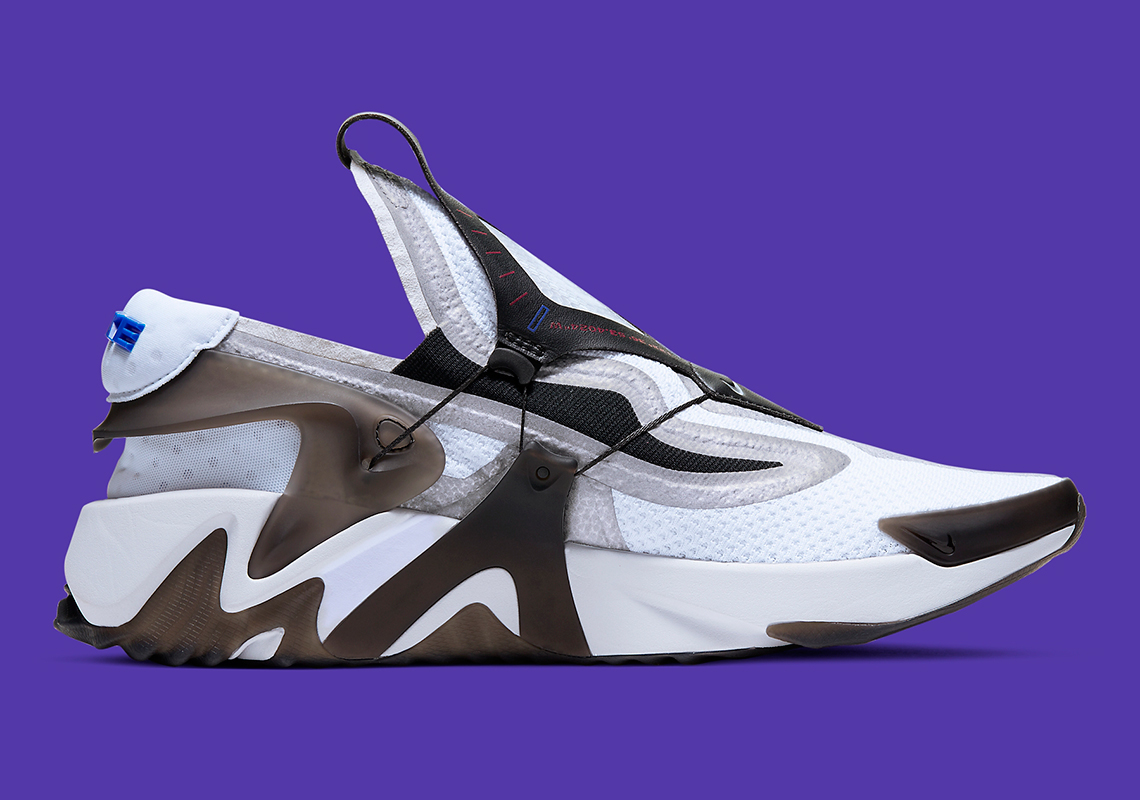 Nike adapt outlet huarache white black