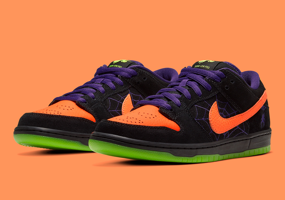 Nike SB Dunk Low Night of Mischief Release Reminder | SneakerNews.com
