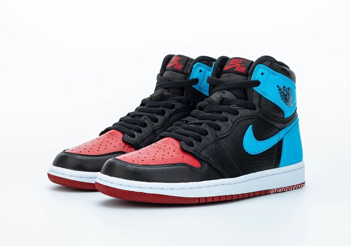 Air Jordan 1 High WMNS UNC Chicago 