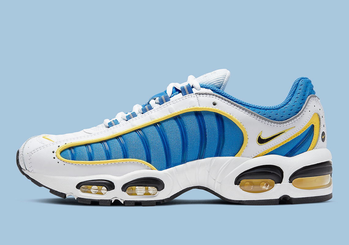 Nike Adds Jersey Mesh To This Air Max Tailwind IV