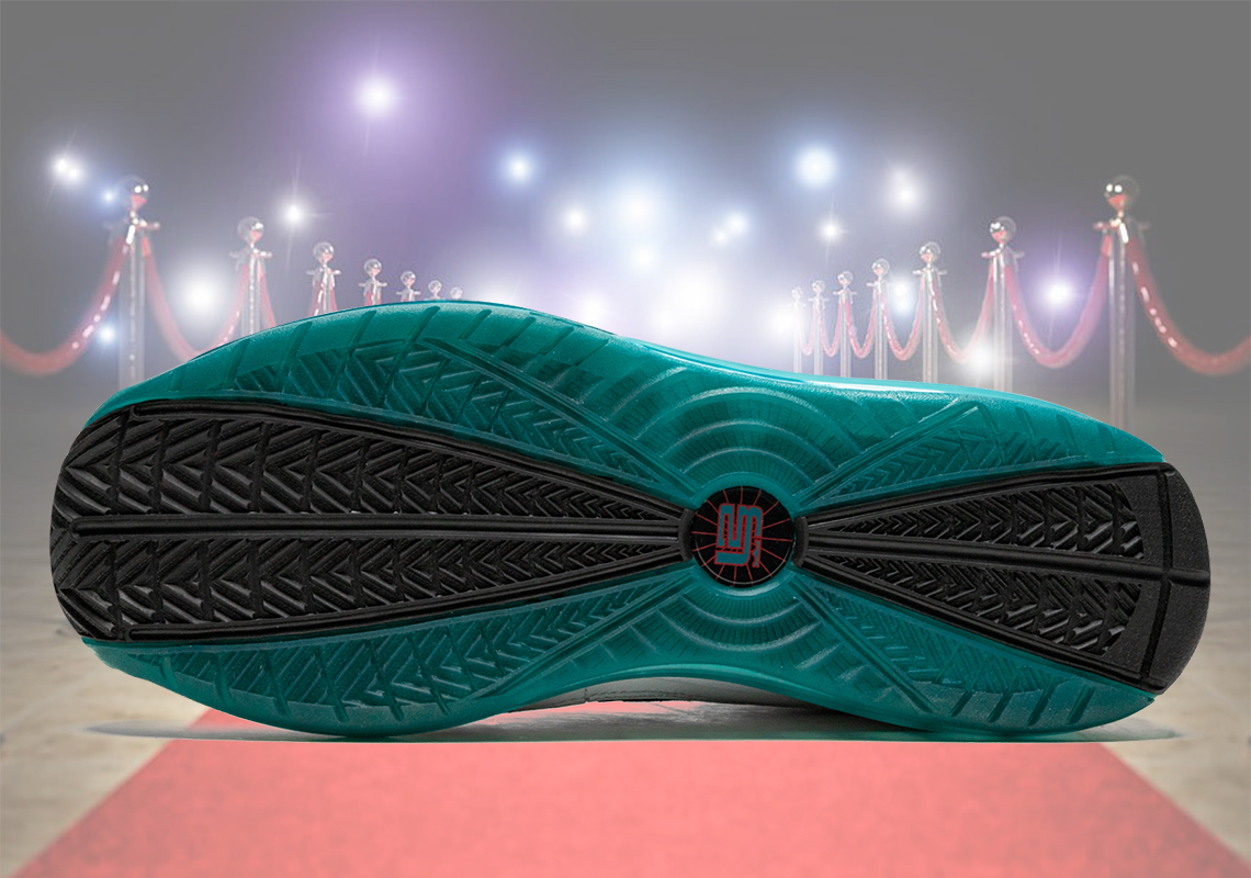Nike LeBron 7 Red Carpet Retro Release Date | SneakerNews.com