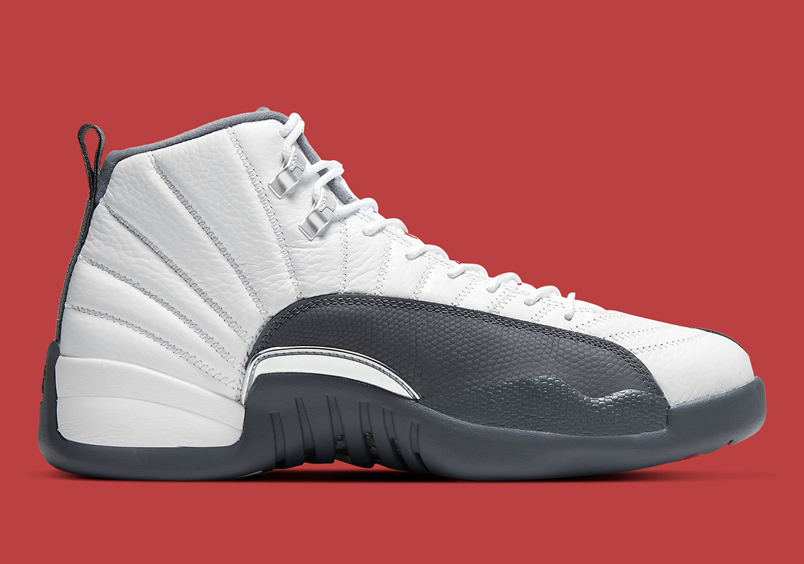 Retro 12 black store friday