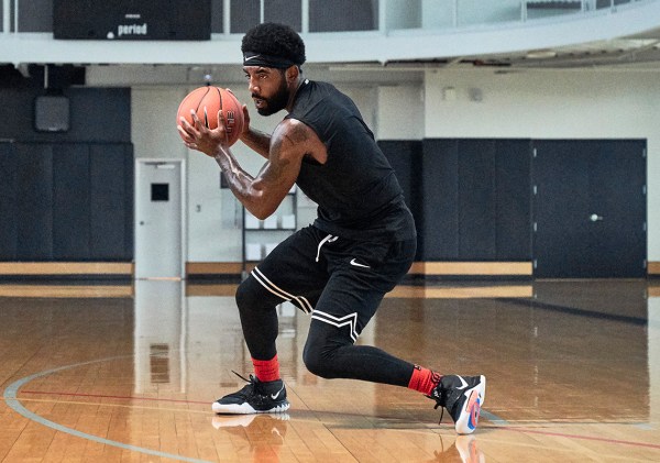 Nike Kyrie 6 