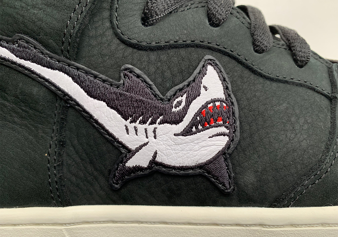 director luz de sol aficionado Oski Nike SB Dunk High "Shark" Release Date | SneakerNews.com