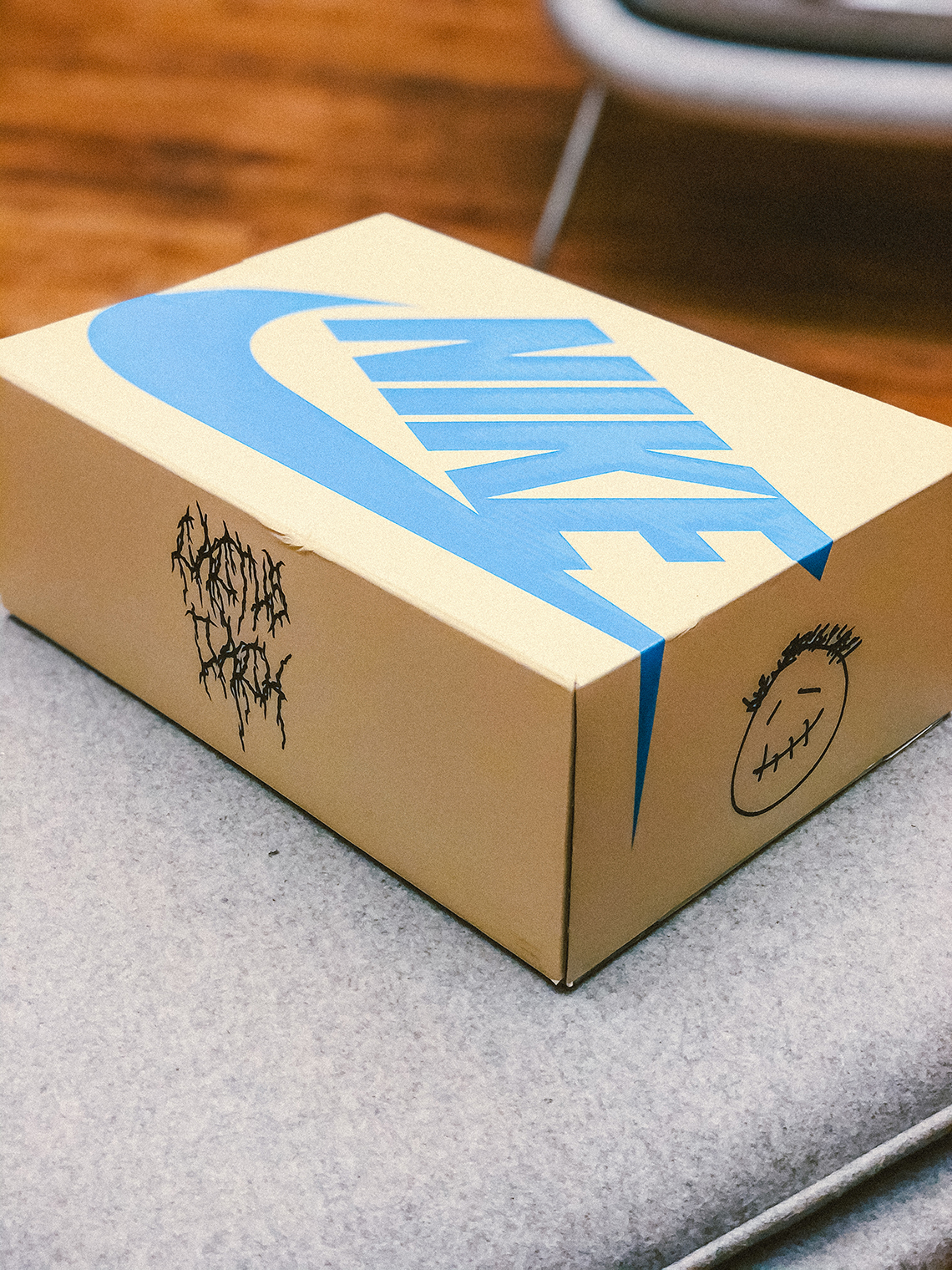 travis scott shoes air force 1 price