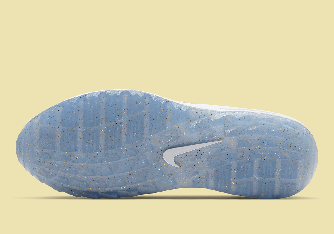 Swarovski Snakeskin print isnt new to Nike kicks remember the Golf Bv0658 111 Release Info 2