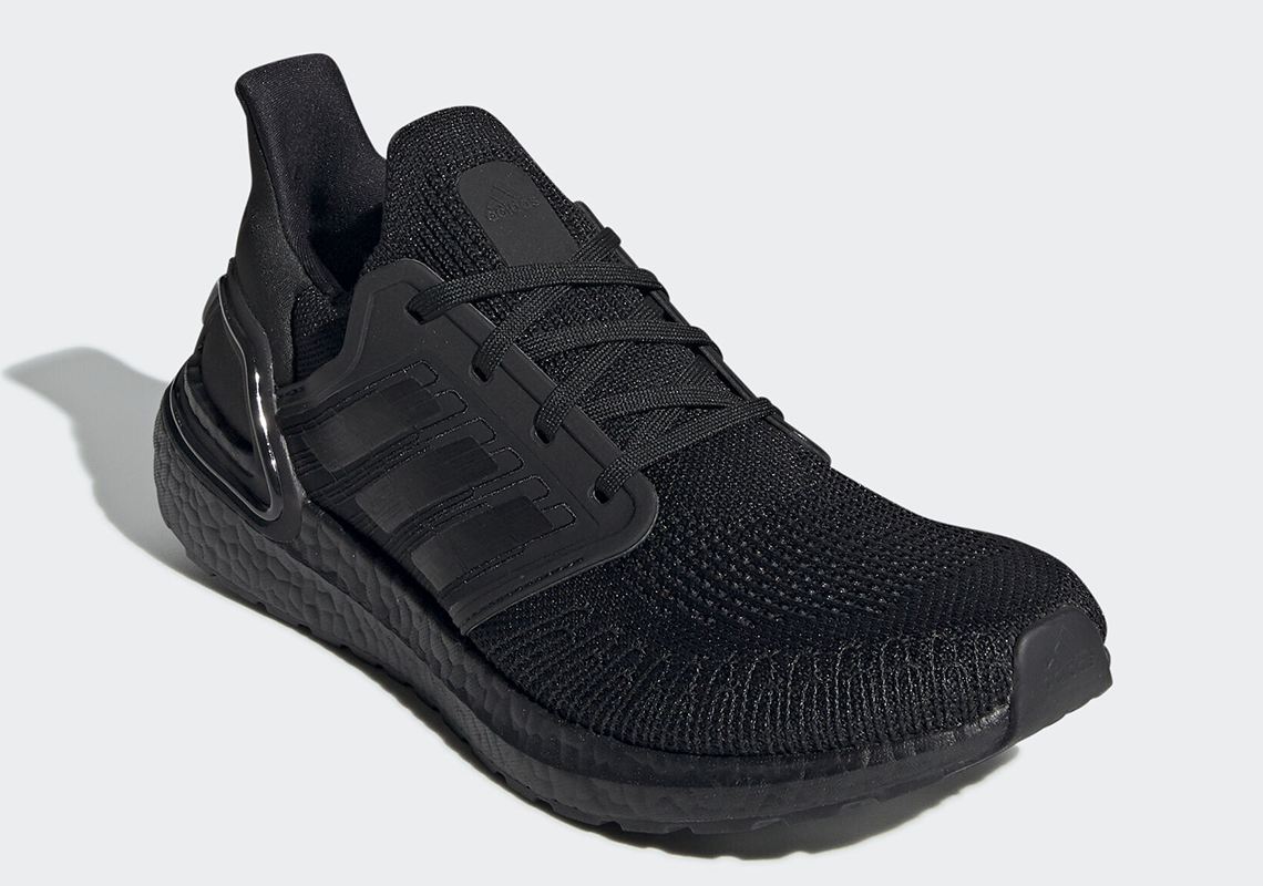 adidas ultra boost pure black