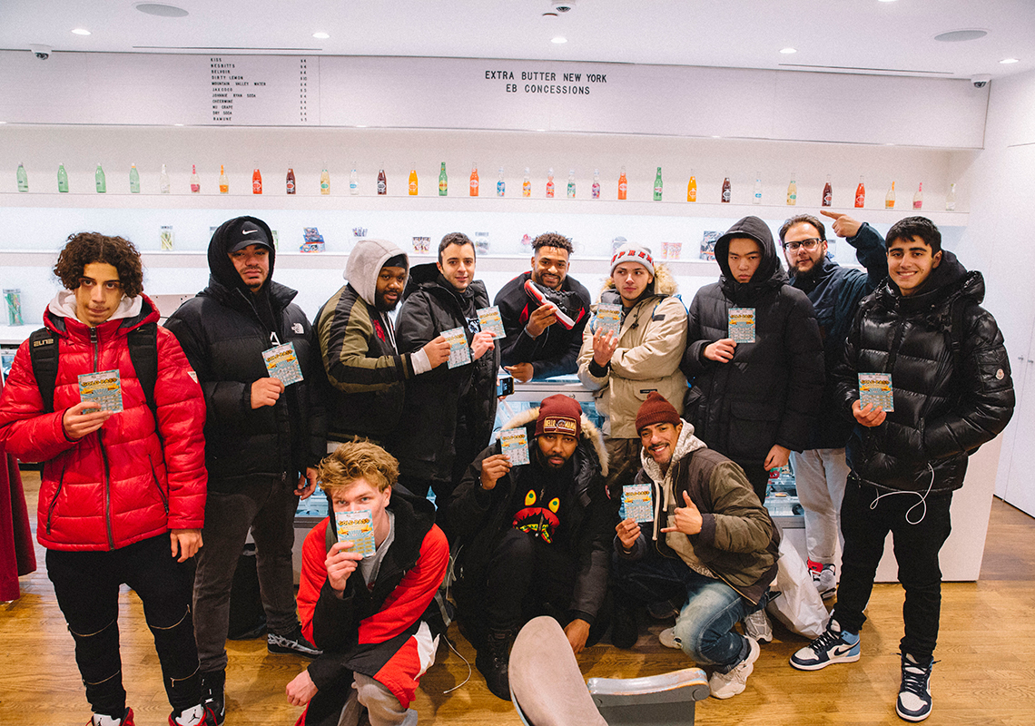 NY Jets Star Jamal Adams Pays For 11 Pairs Of Bred 11s At Extra Butter's Early Release