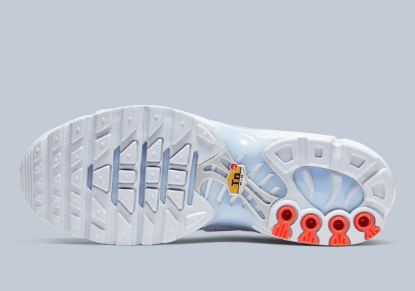 Nike Air Max Plus CV3021-400 Release Info | SneakerNews.com