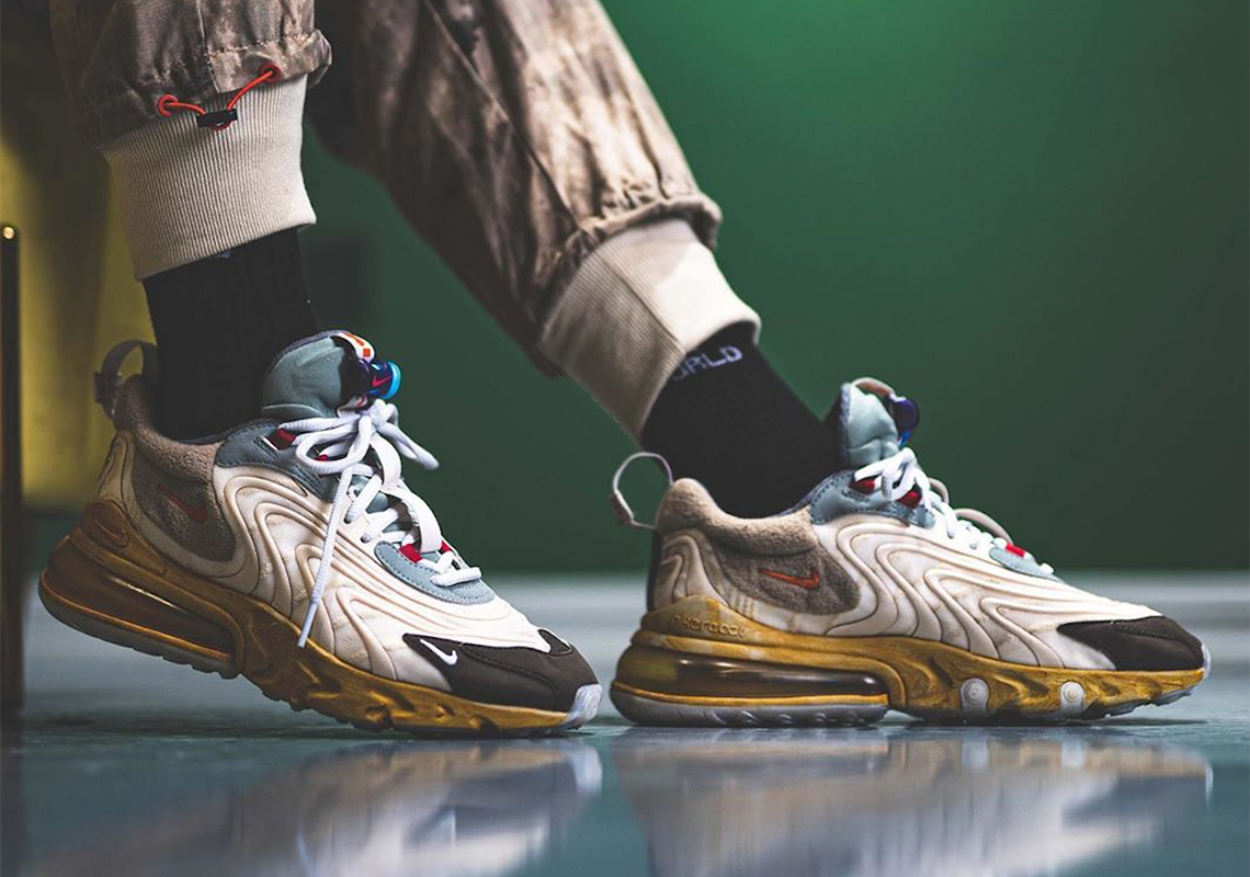 air max x travis scott