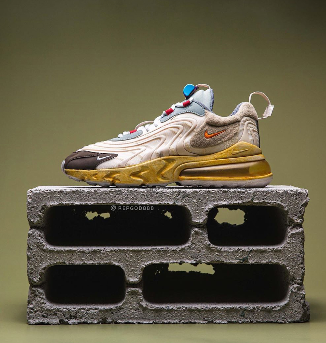 travis scott 270 eng