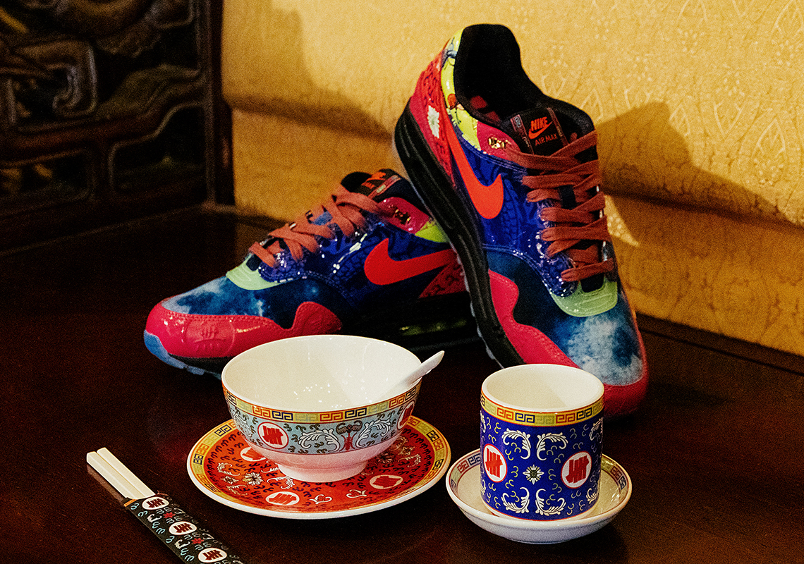 UNDEFEATED Crafts Traditional Tableware For The Asia Exclusive Nike Air Max 1 "Chinese New Year"