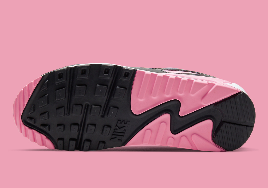 pink black nike air max