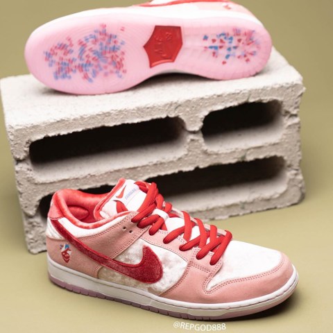 StrangeLove Nike SB Dunk Low CT2552-800 Release Info | SneakerNews.com