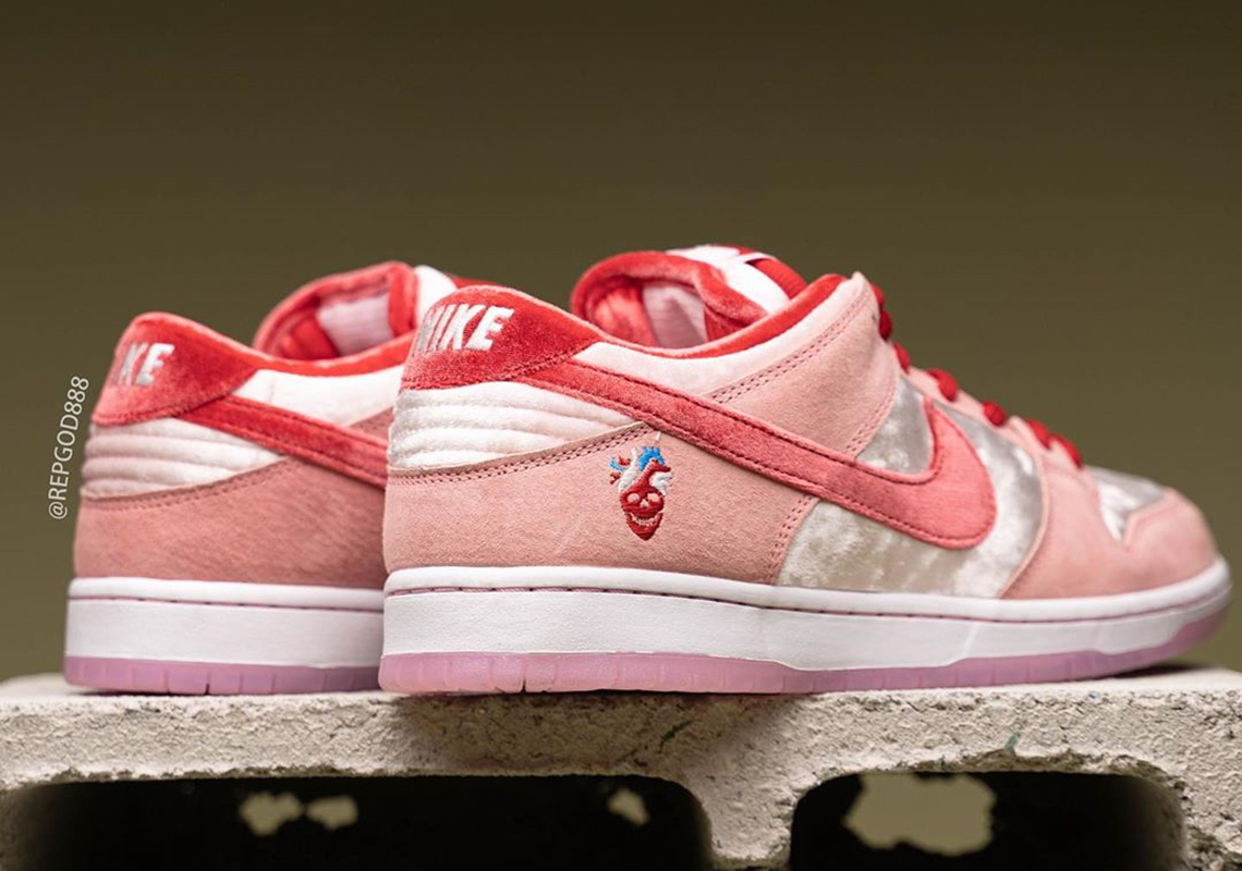 strangelove nike sb release