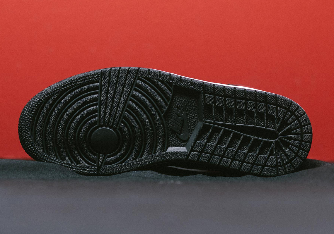 Air Jordan 6 "Georgetown" lace-up sneakers Retro High Black Satin 555088 060 4