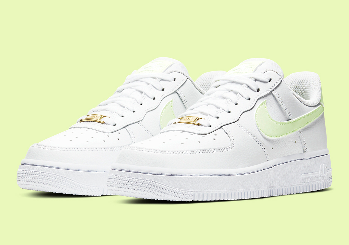 Nike Air Force 1 Wmns Barely Volt 315115 155 5