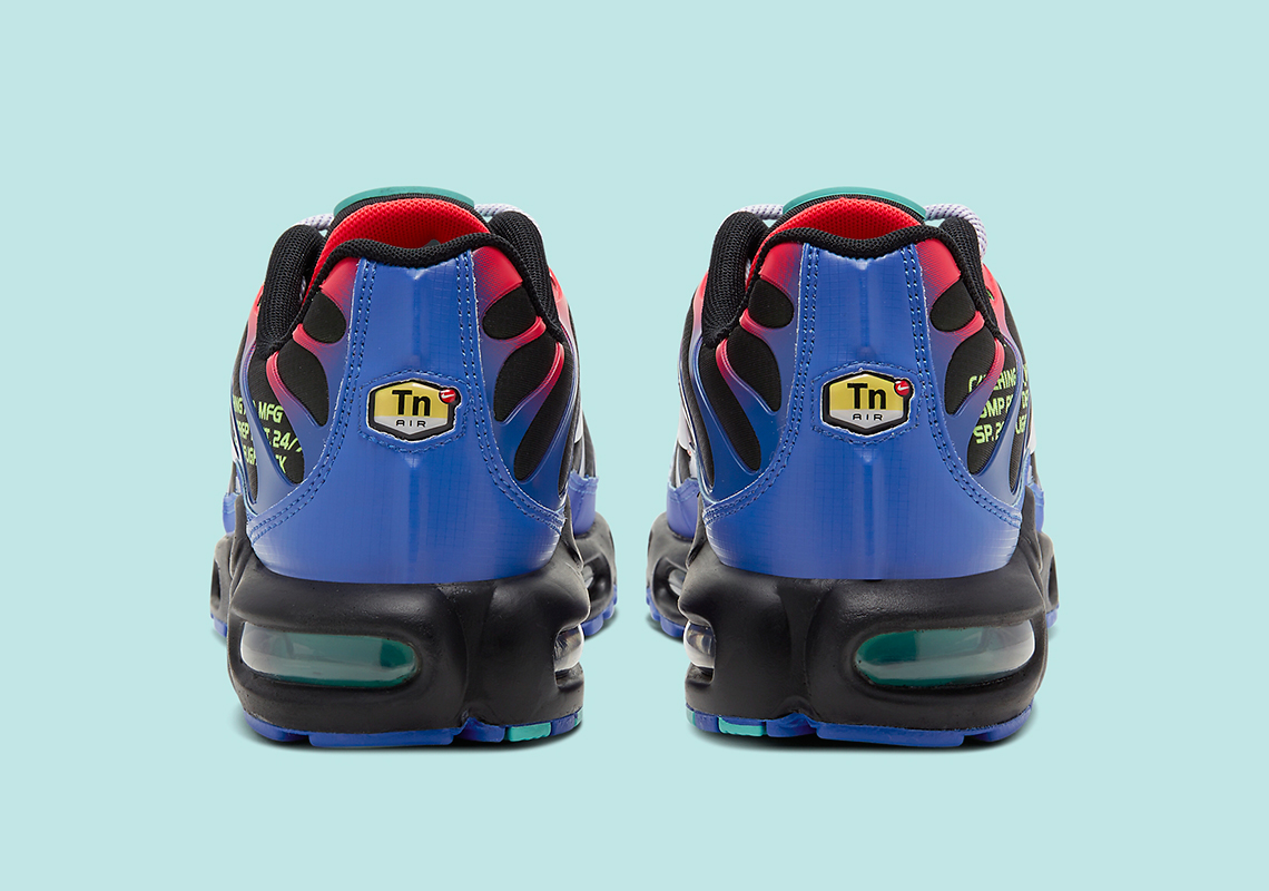 nike air max plus CV7541 001 2