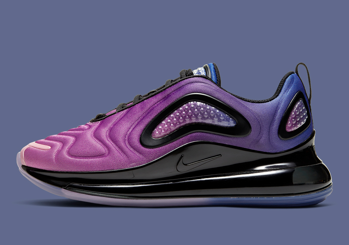 air max with bubbles on bottom