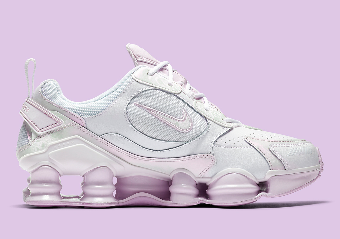 Pink and best sale white nike shox