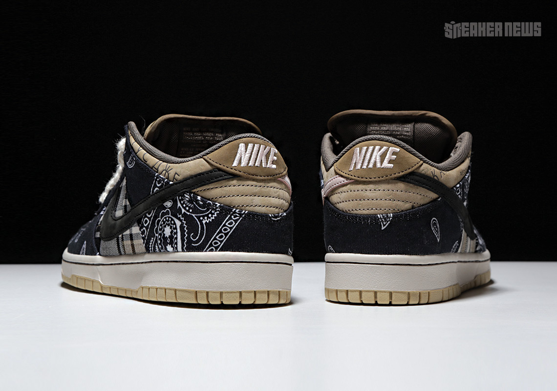 Travis Scott Nike Sb Dunk Low Beauty Shot 4