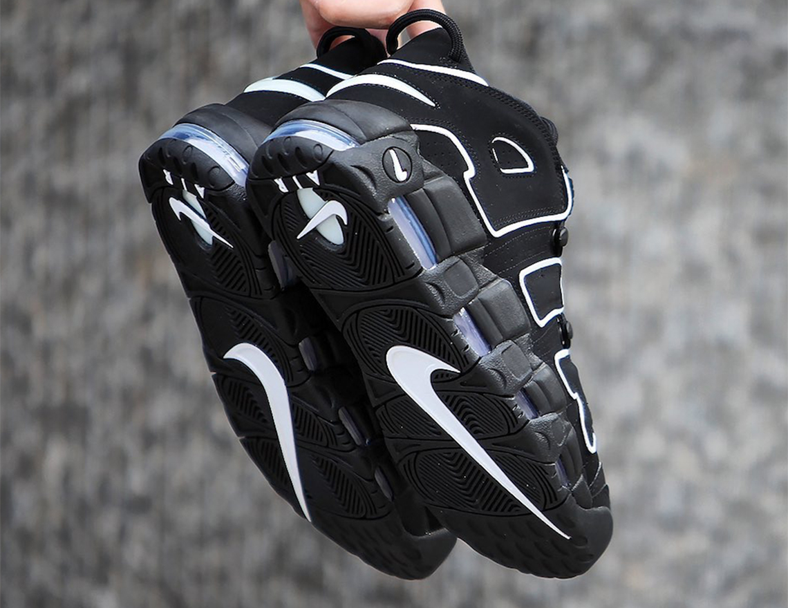 NIKE AIR MORE UPTEMPO BLACK/WHITE 2020 ON FEET 