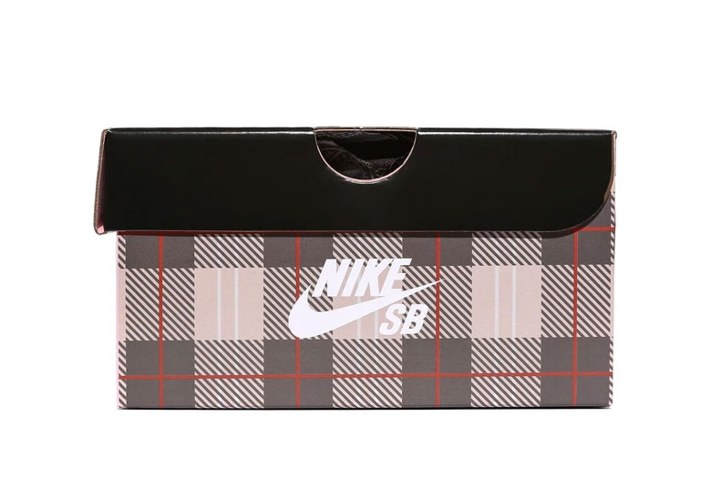 Nike SB Dunk Low Travis Scott - CT5053-001