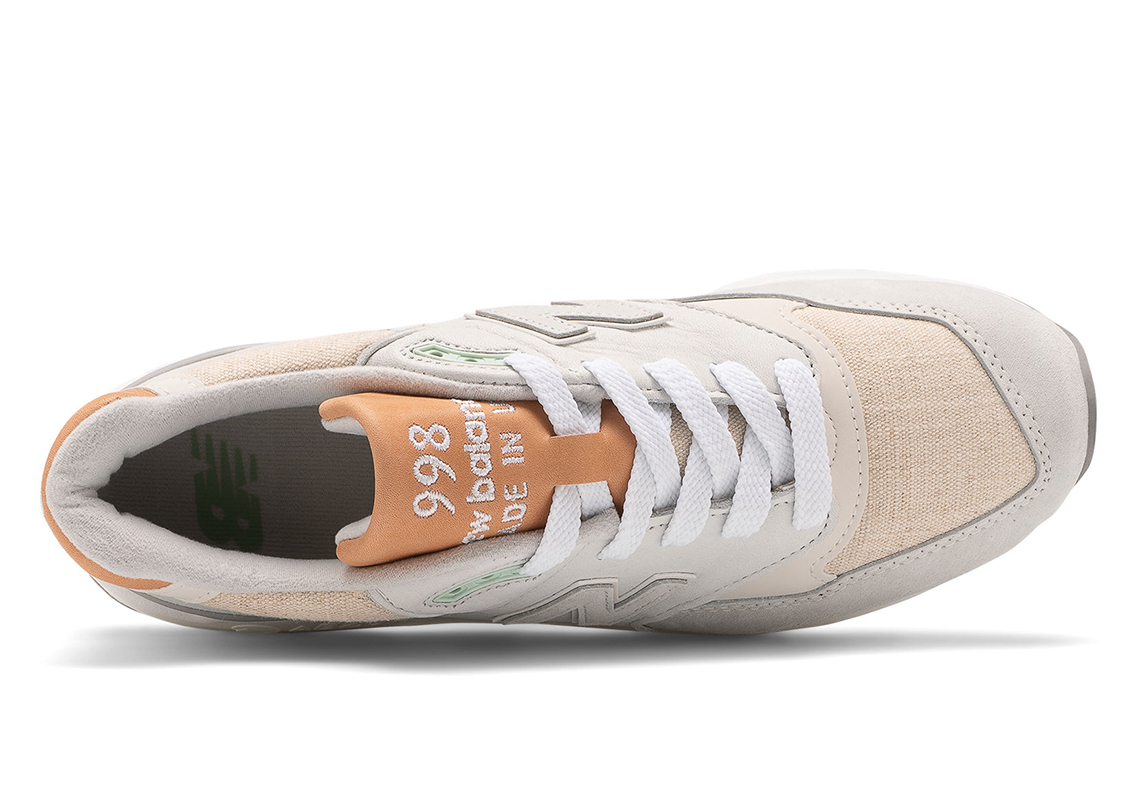 New Balance-Grafik vorne in der Mitte White Tan 3