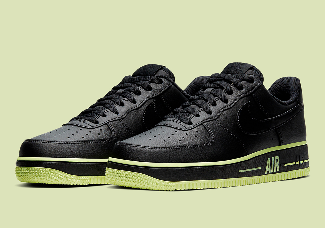 nike air force 1 black and volt