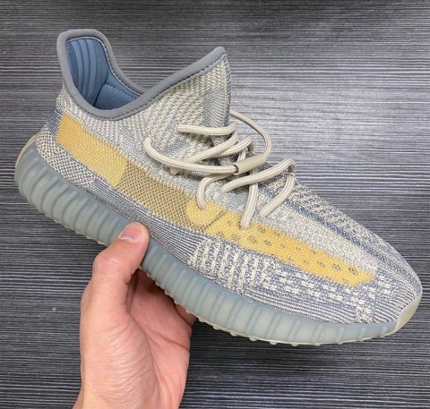 adidas Yeezy 350 v2 