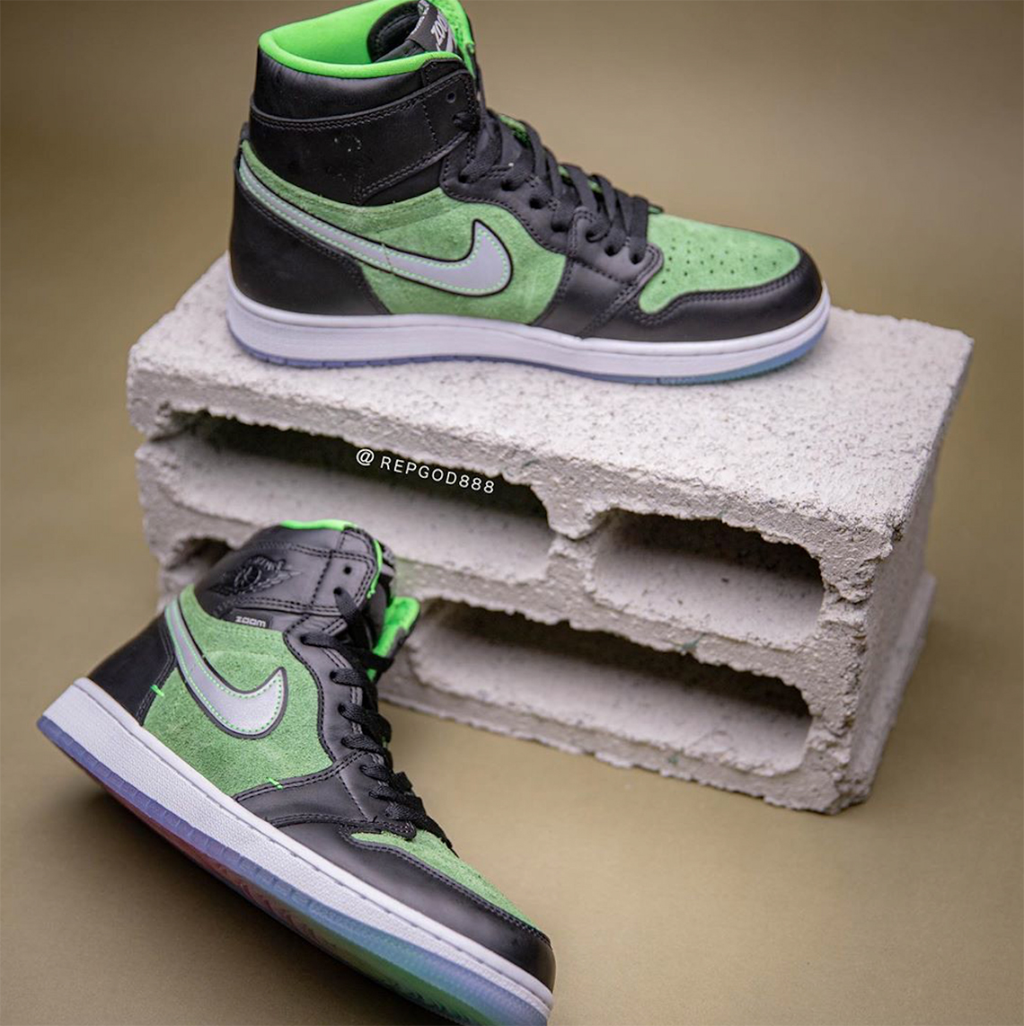 nike air jordan 1 black and green