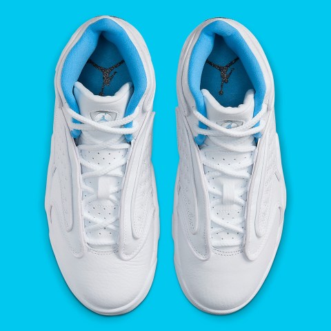 Air Jordan Womens OG UNC Blue CW1106-100 | SneakerNews.com