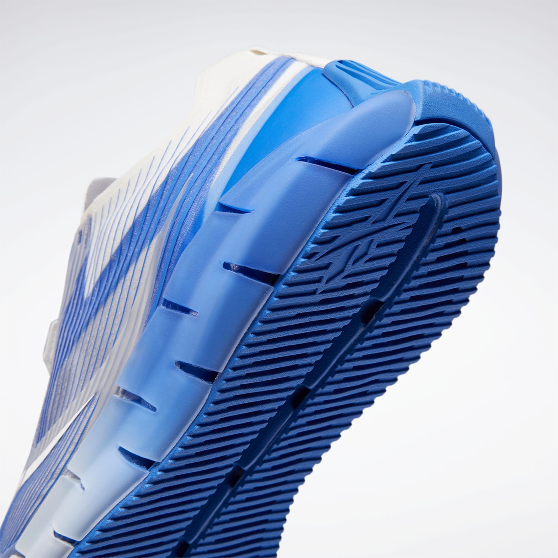 COTTWEILER Reebok 3D Zig Storm Red Blue Release Date | SneakerNews.com