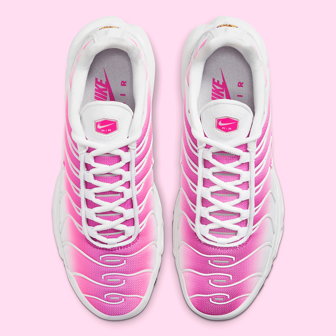 Nike Air Max Plus Pink Fade CZ7931-100 | SneakerNews.com