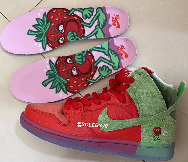 Nike sb discount dunk high strawberry