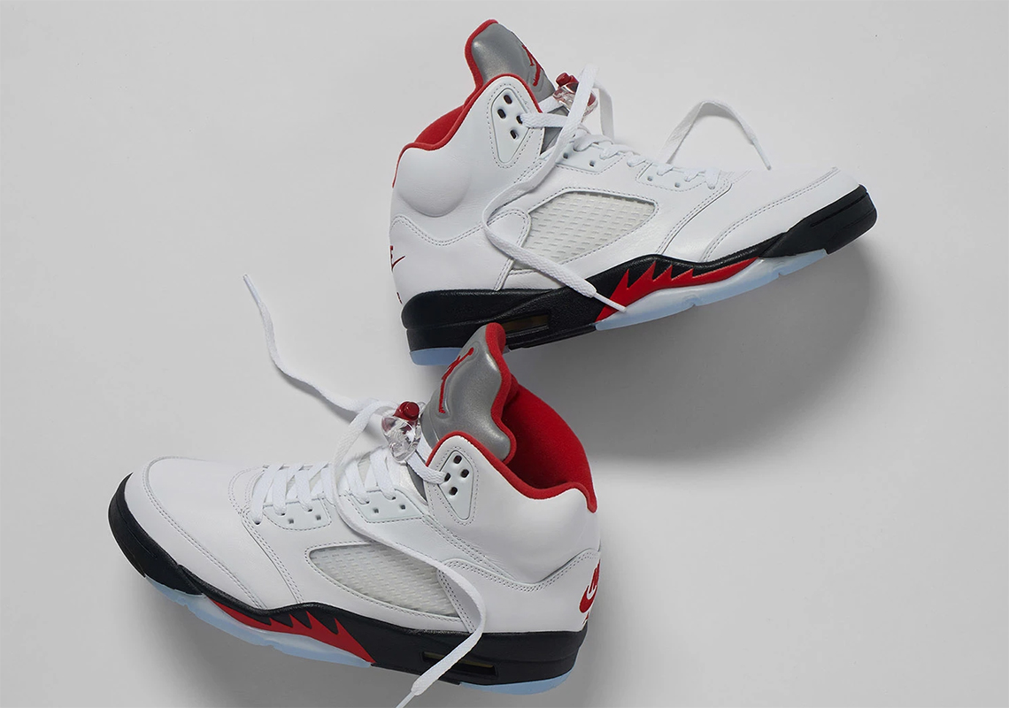 jordan 5 fire red on feet