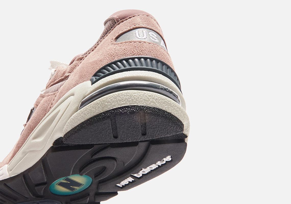 KITH KITHSTRIKE New Balance 990v2 Dusty Pink Release Info