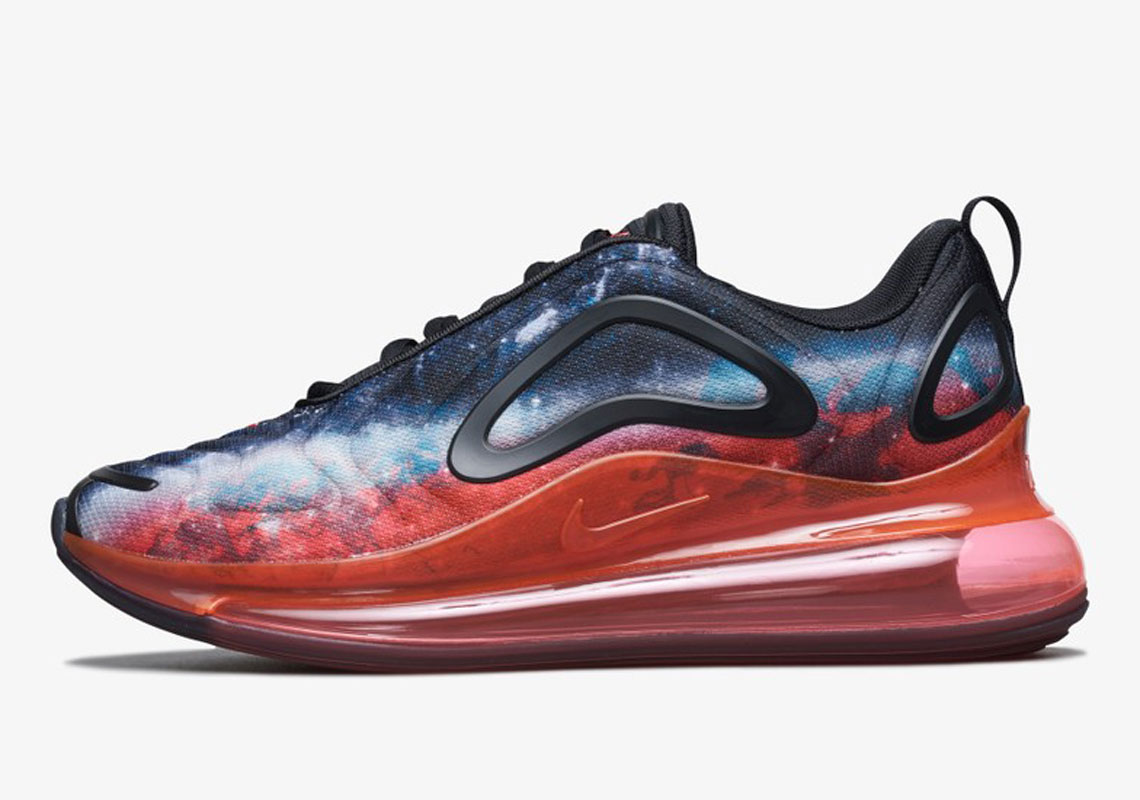 Nike Air Max 720 Receives Infamous "Galaxy" Aesthetic Photos