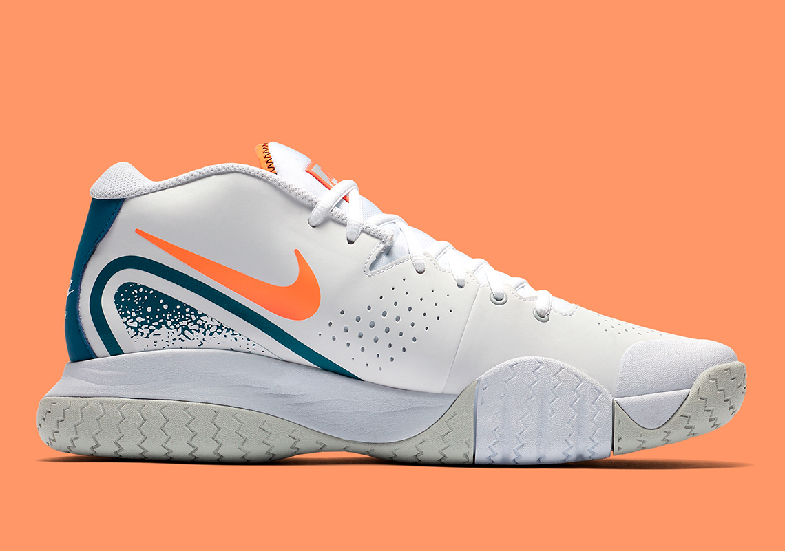 Nikecourt Tech Challenge 20 Clay Blue Release Info 4