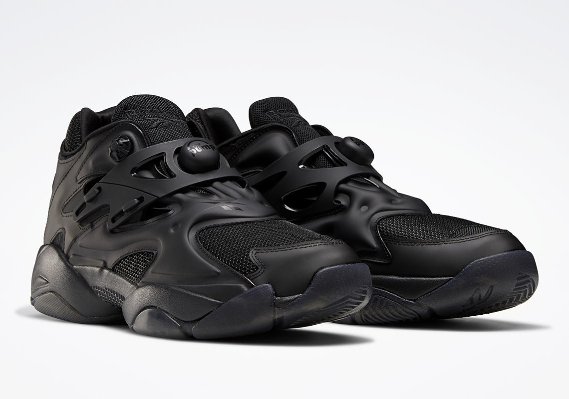 reebok pump shoes black