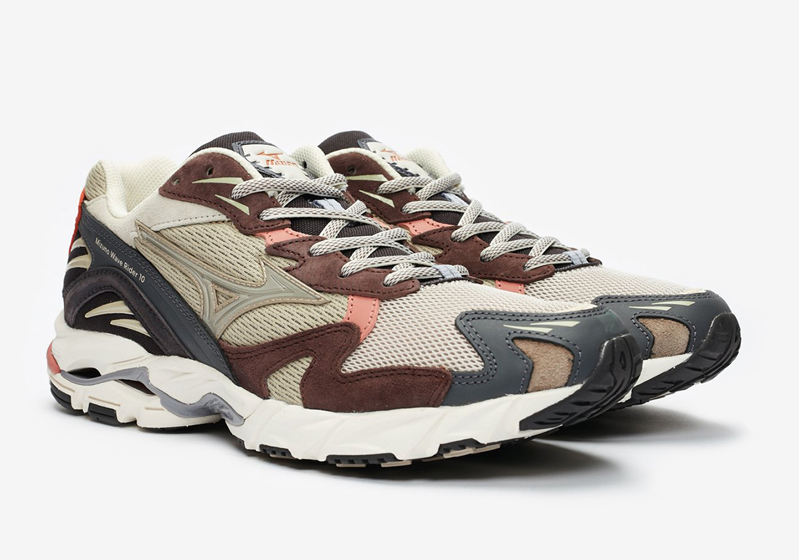 WOOD WOOD x Mizuno Wave Rider 10 Set For A Weekend Release