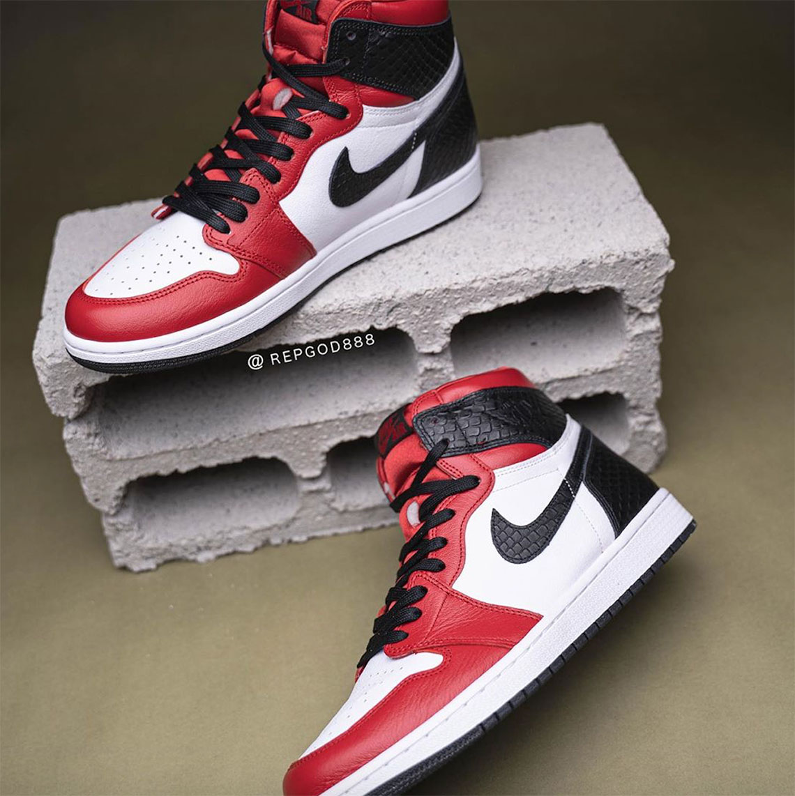 Air Jordan 1 Satin Snake Release Date | SneakerNews.com