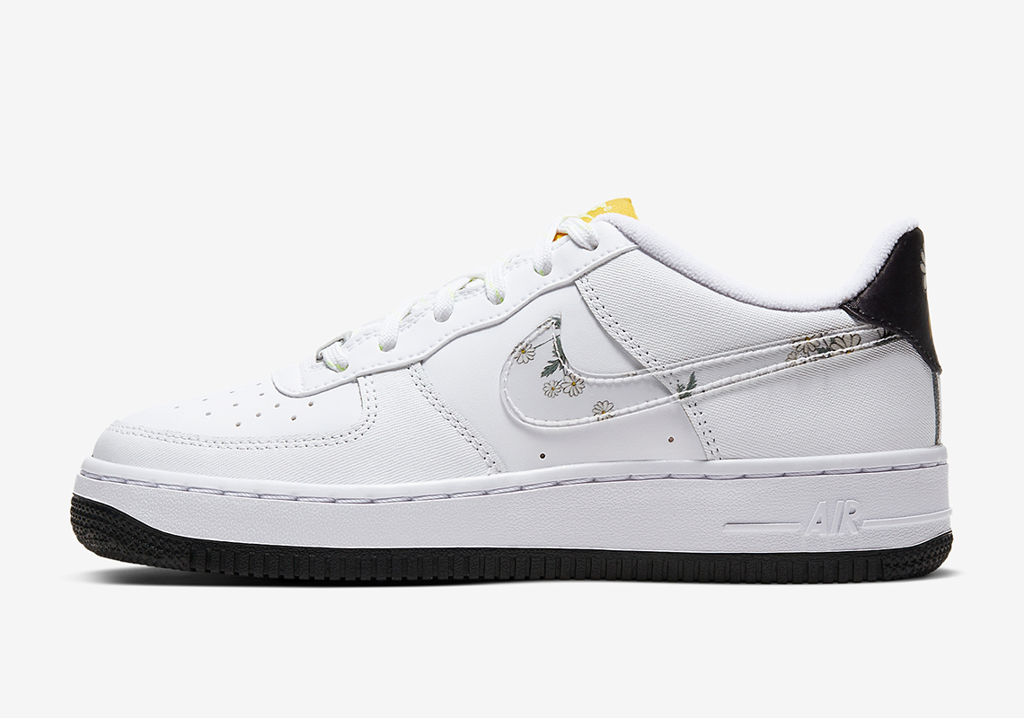 Nike Air Force 1 Low Daisy Gs Cw5859 100 2