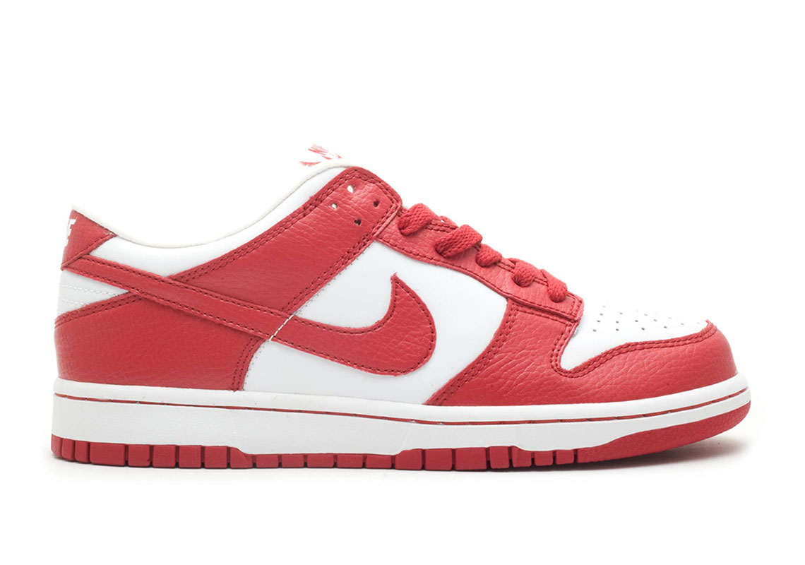 dunk low white red