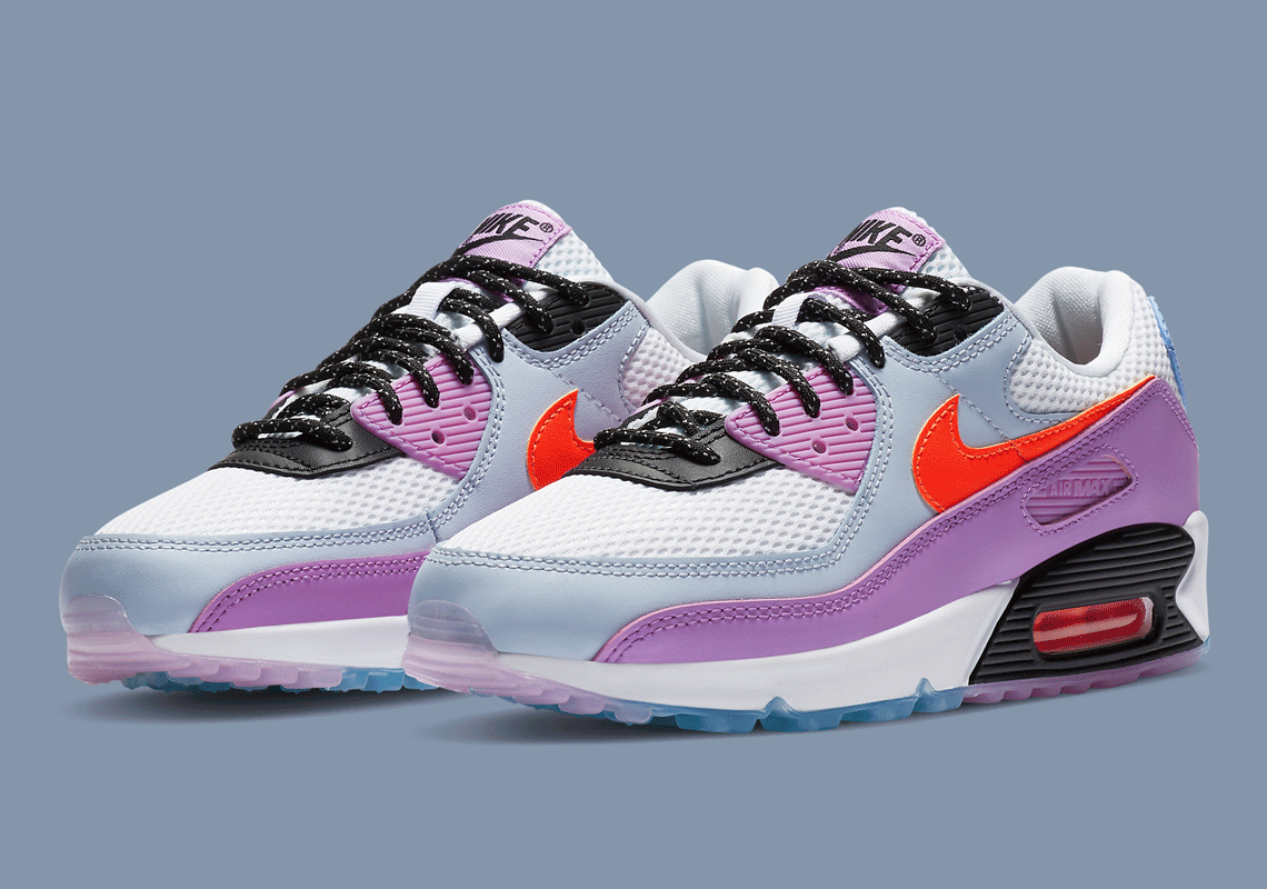 Nike will continue a special mother-daughter series this Fall Cw6029 100 1