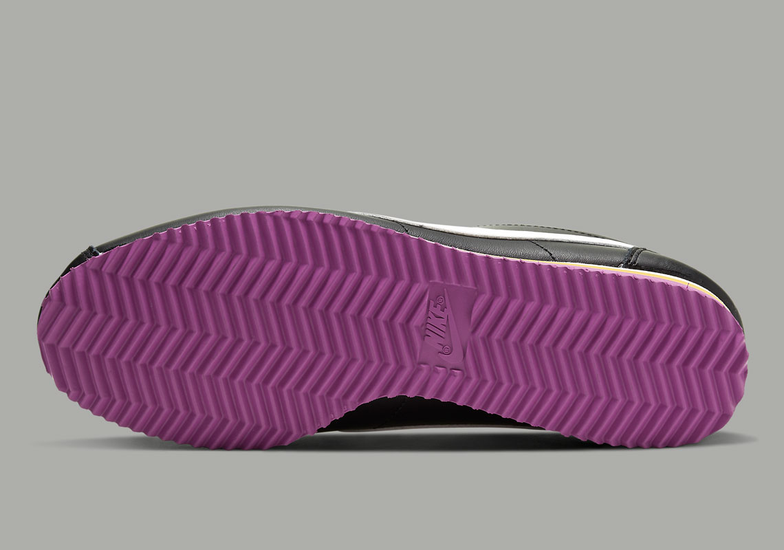 Nike Cortez W 807471 022 4