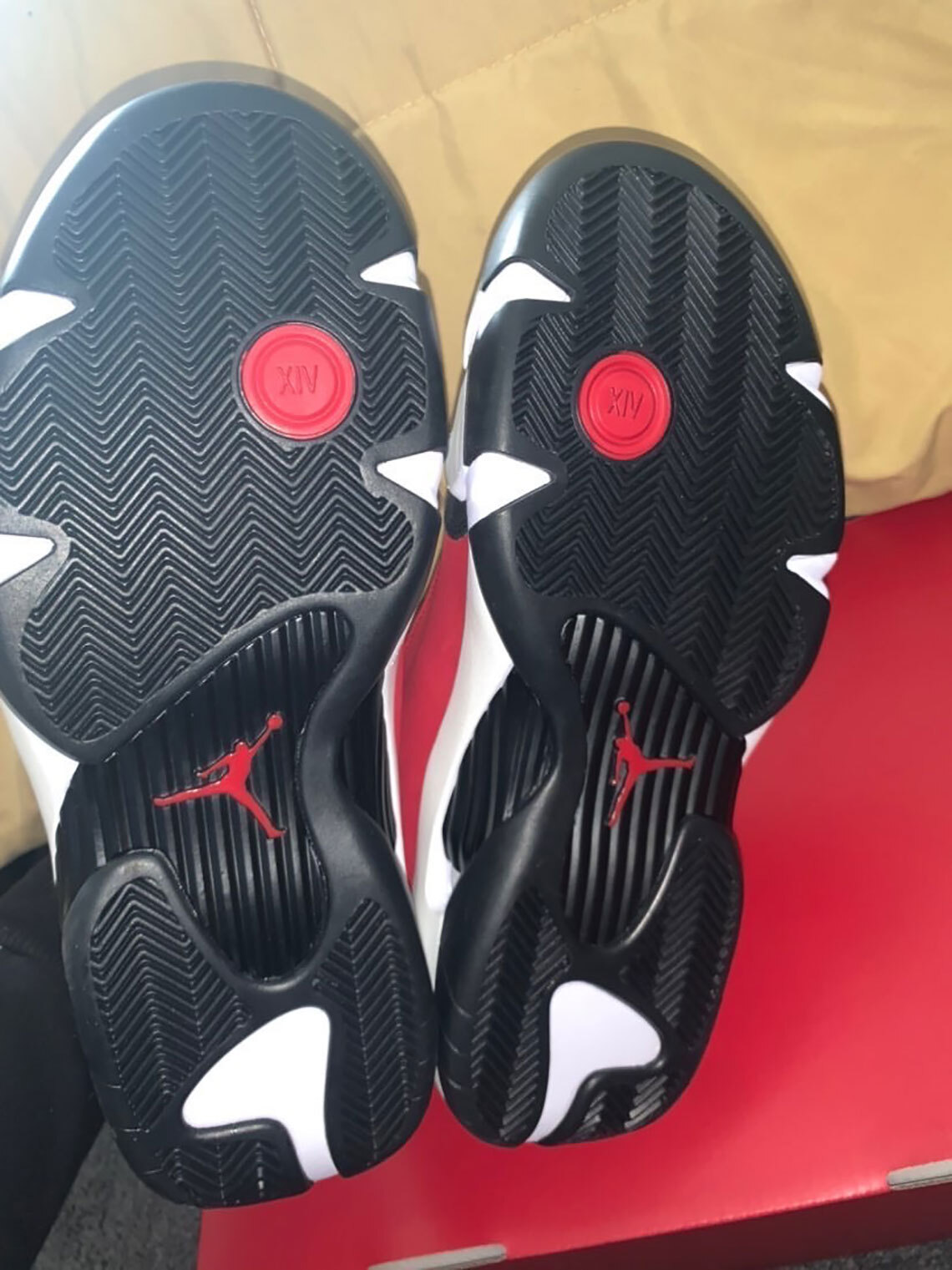 Air Jordan 14 Gym Red 487471-006 Release Date | SneakerNews.com