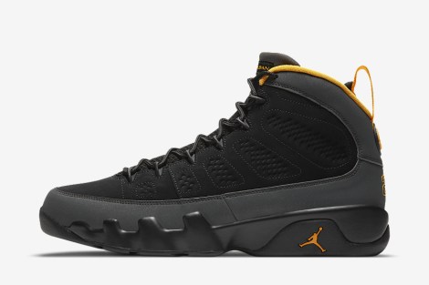 Air Jordan 9 "University Gold"