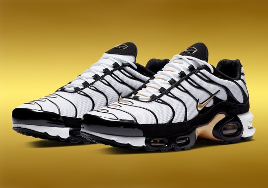 The Nike Air Max Plus Boasts A “DMP” Style Colorway